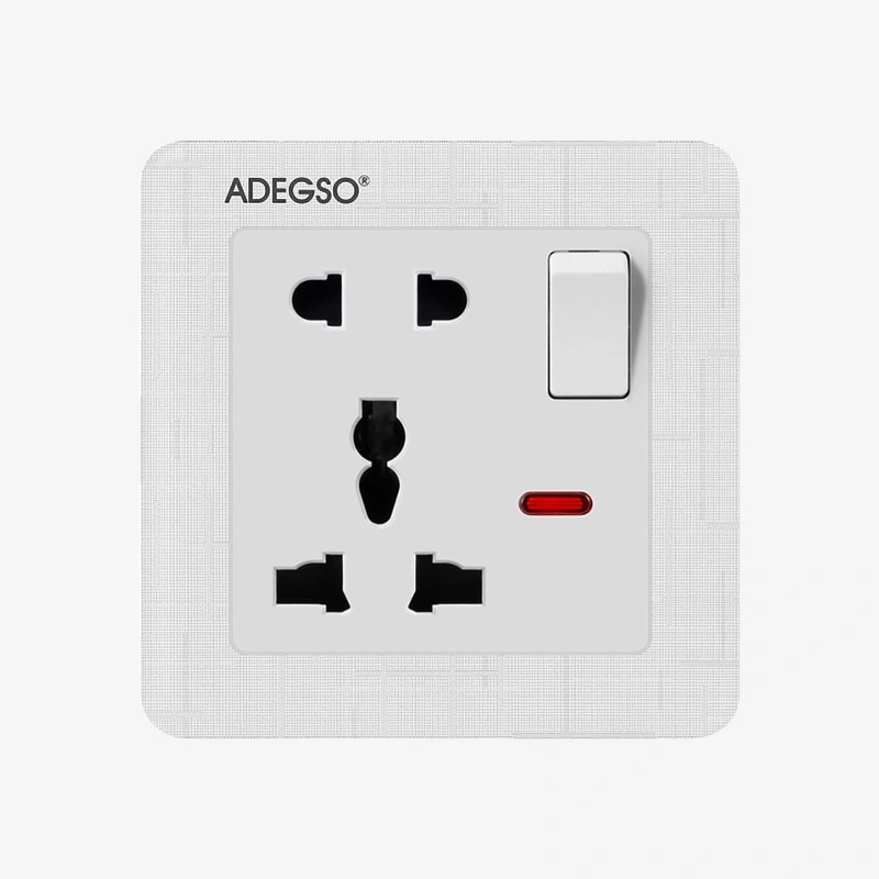 Enchufe universal con interruptor